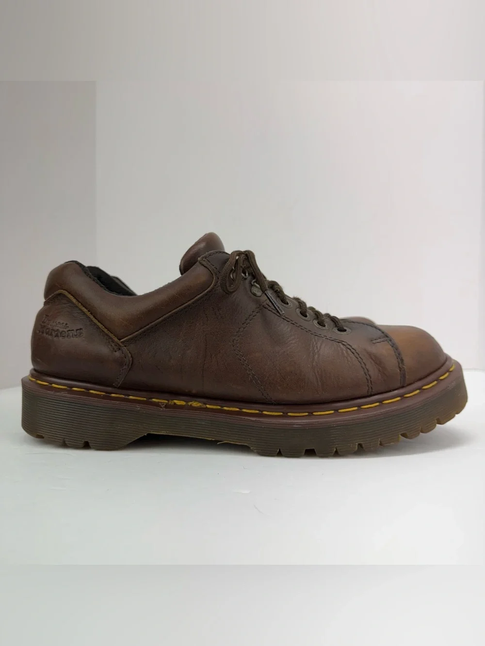 Vintage 90s Y2K Dr. Martens 8312 size 10 Men’s Brown Leather Chunky Oxford Shoes